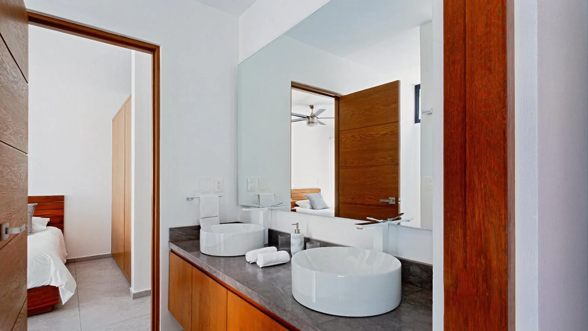 Lux Retreat In Heart Of Nature - Casa Senderos Playa del Carmen 0*,